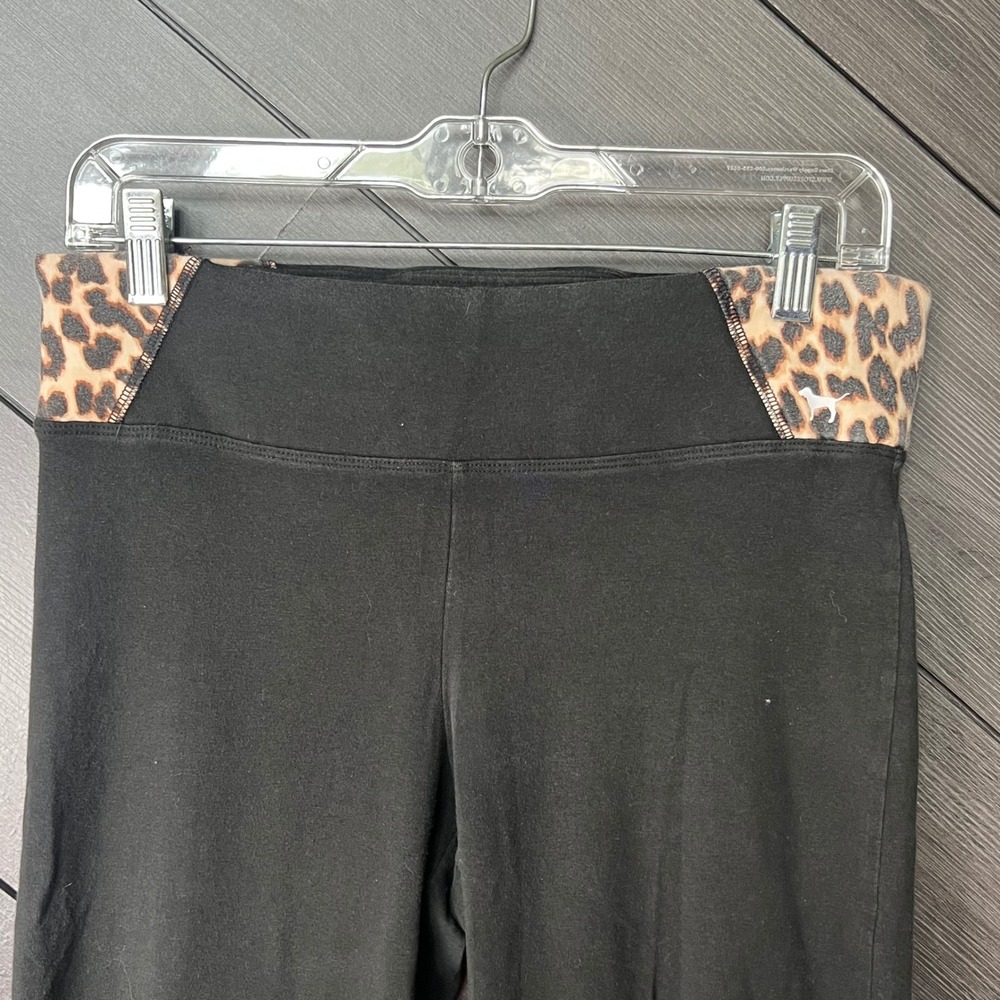 Victoria's Secret PINK Yoga Bootcut Pants Medium Black Leopard Trim Y2K Flare - Picture 2 of 4
